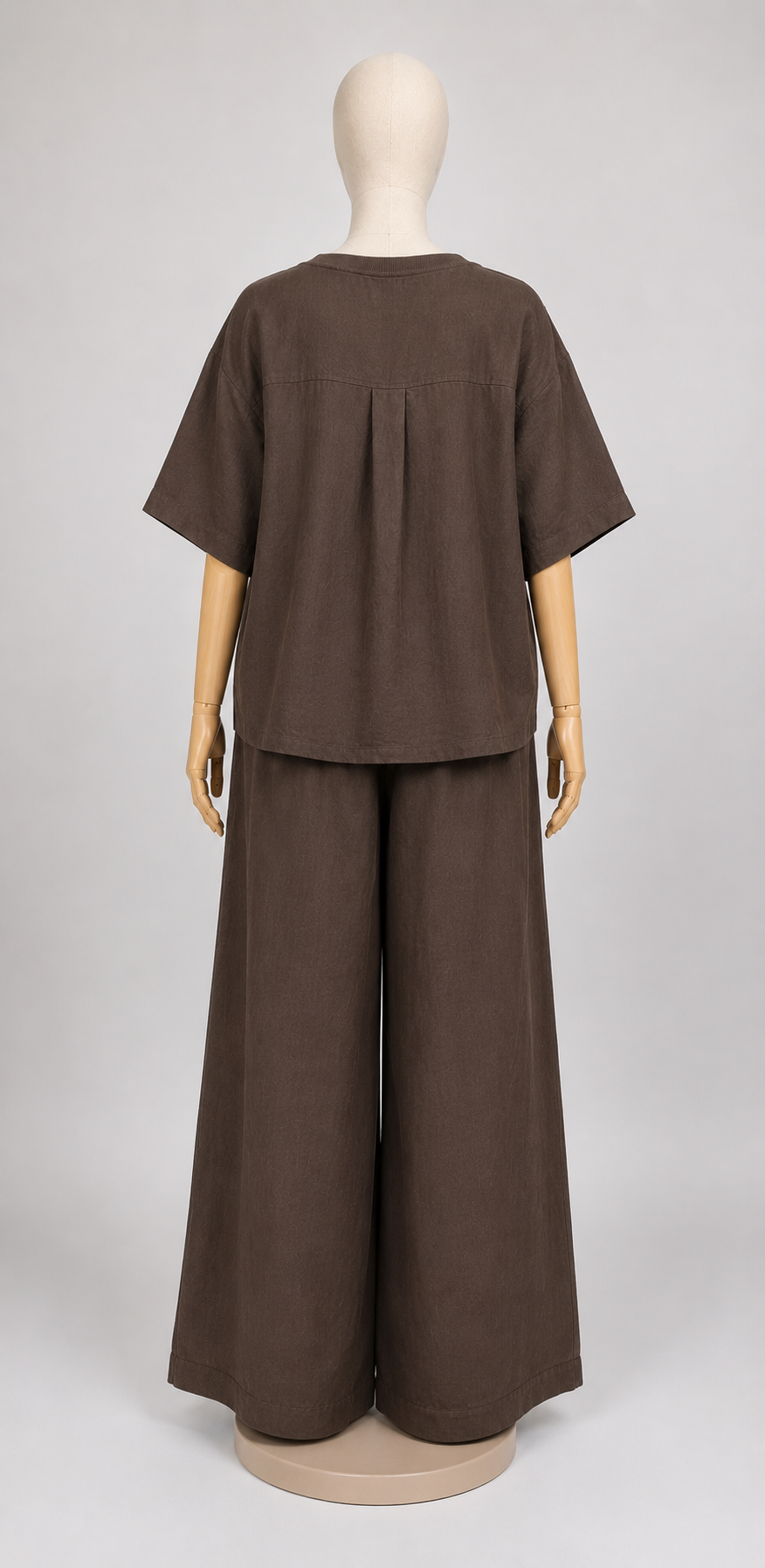 Relaxed Linen Lounge Set