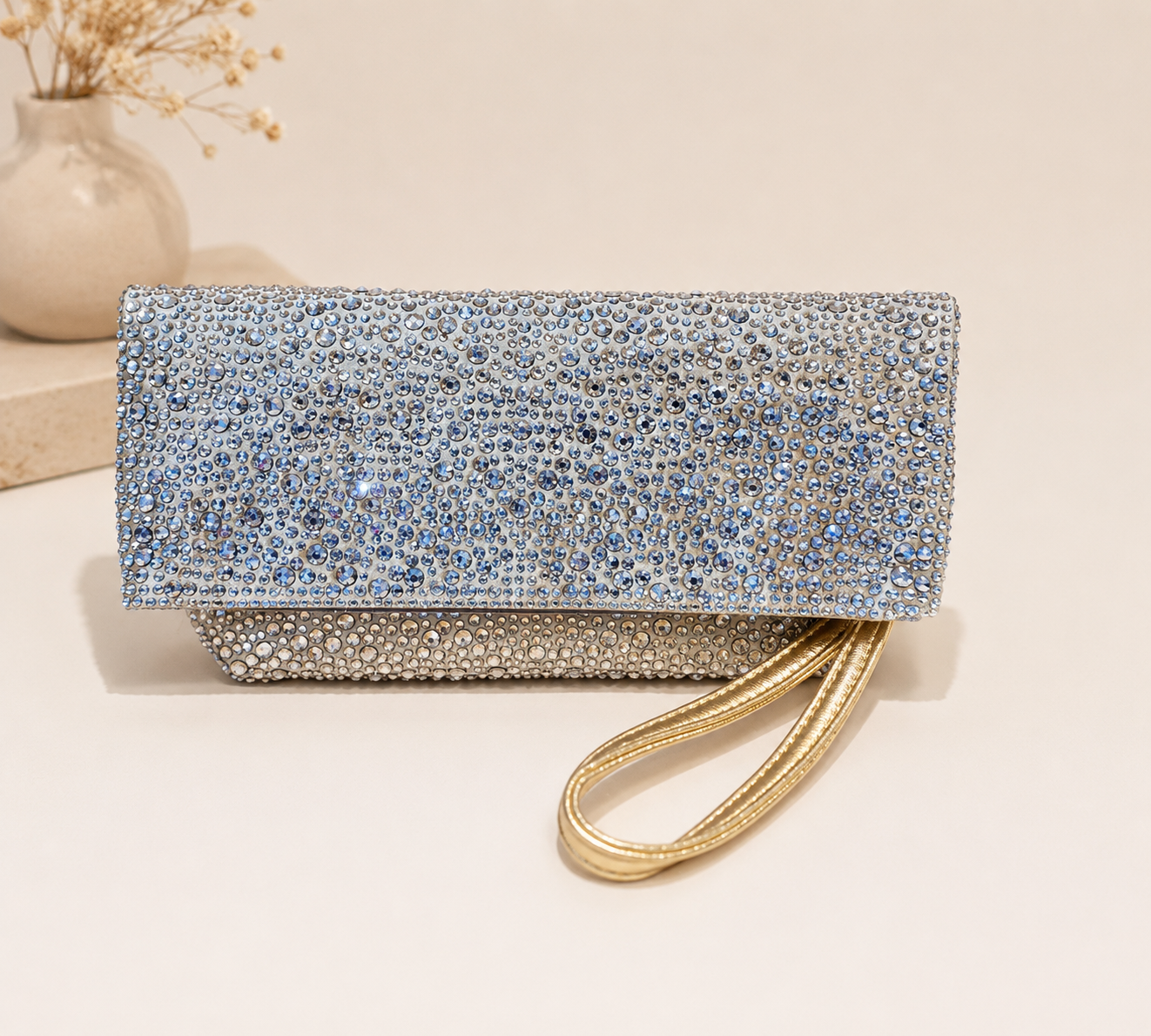 The Glitsy Clutch