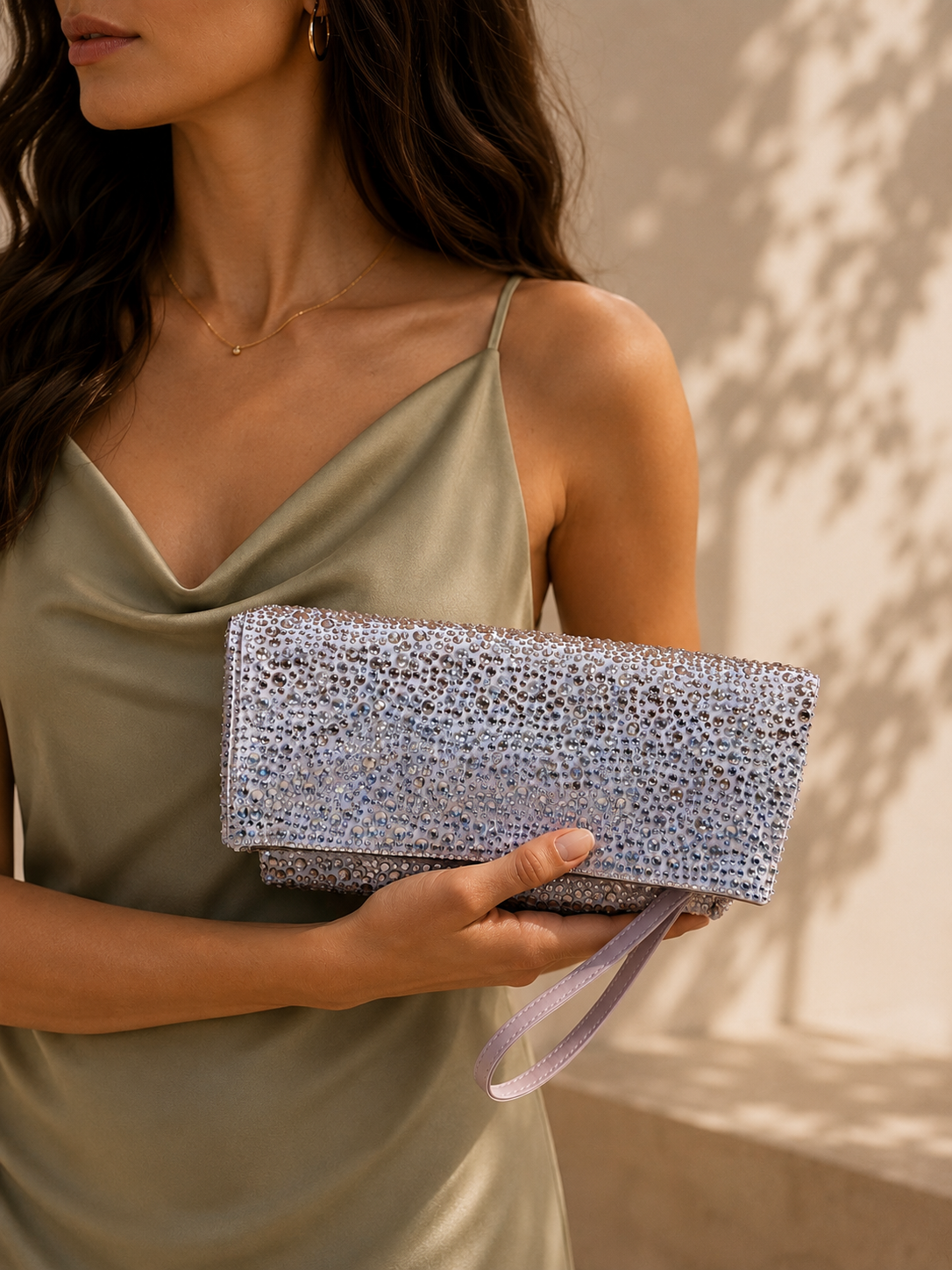 The Glitsy Clutch