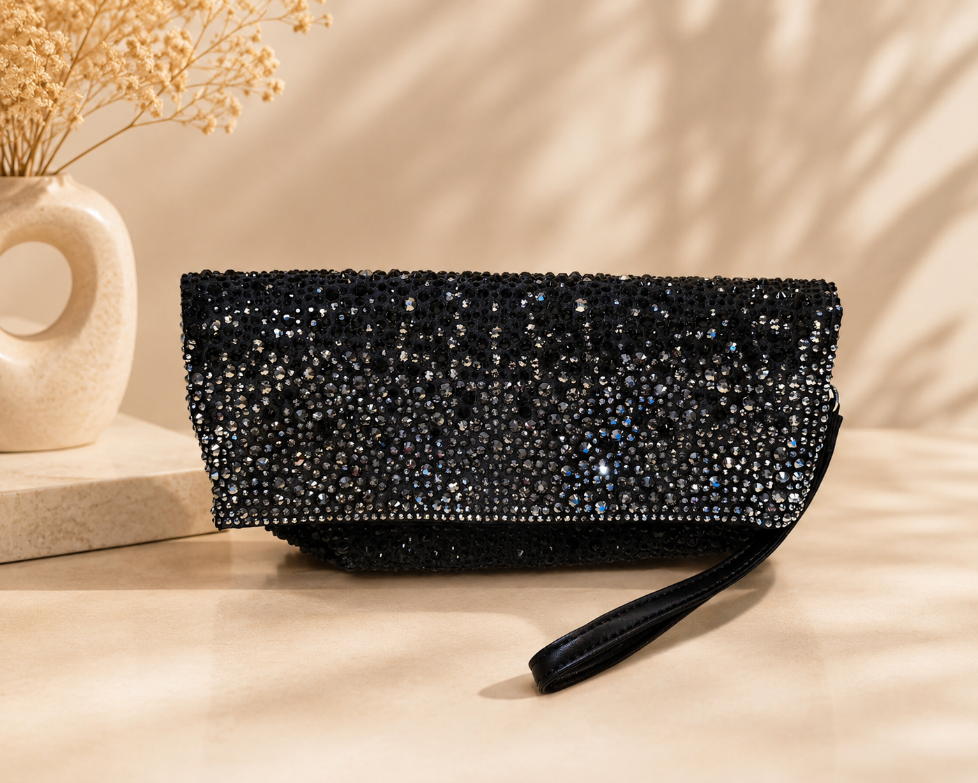 The Glitsy Clutch