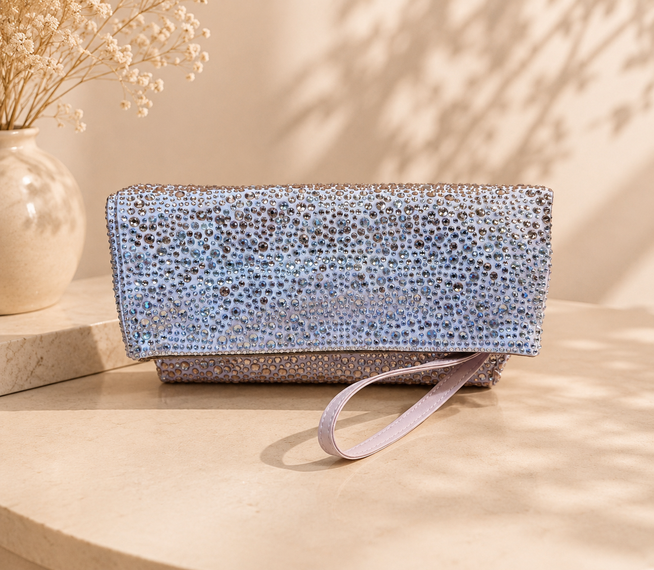 The Glitsy Clutch