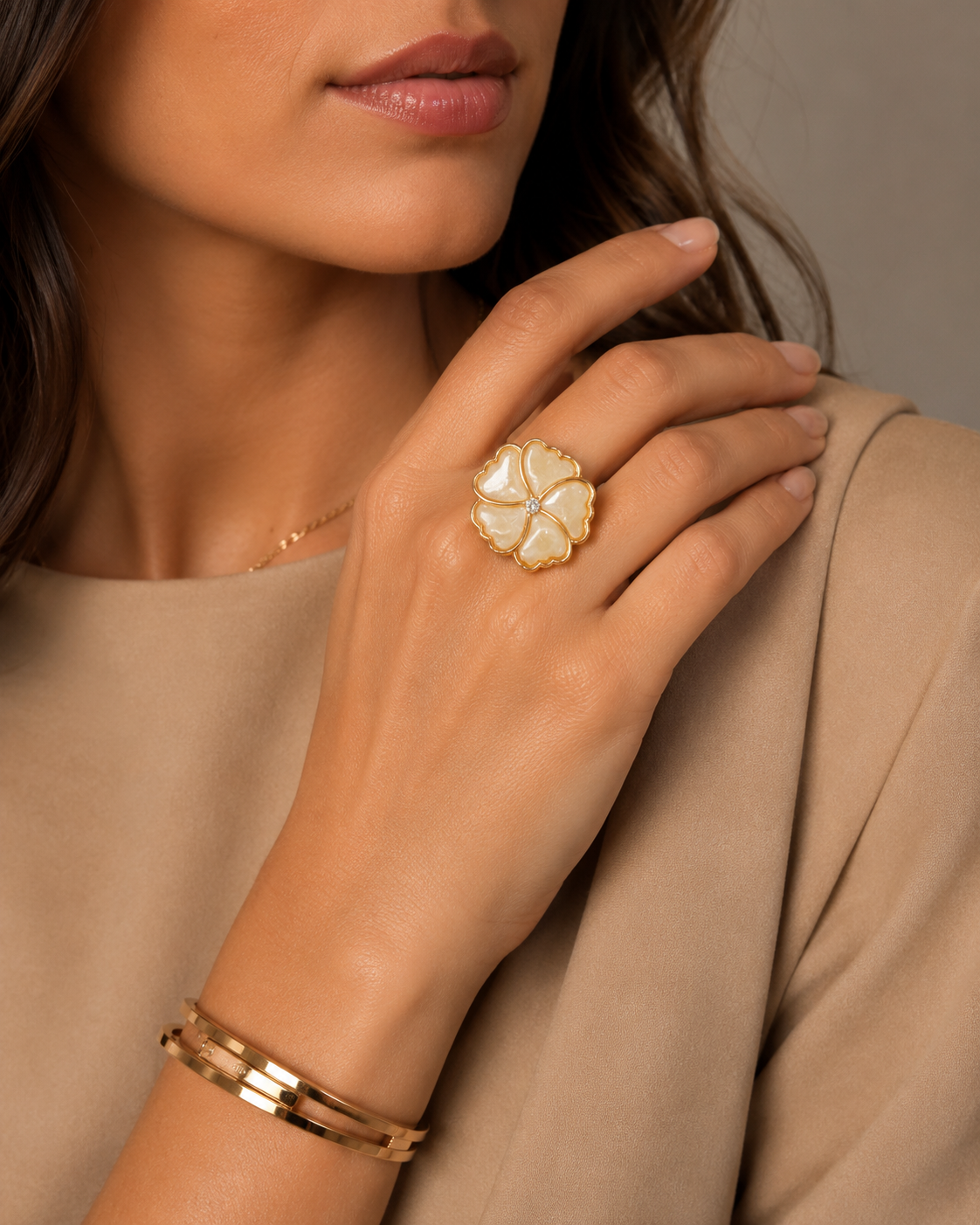 The Fleur de Lumière Ring