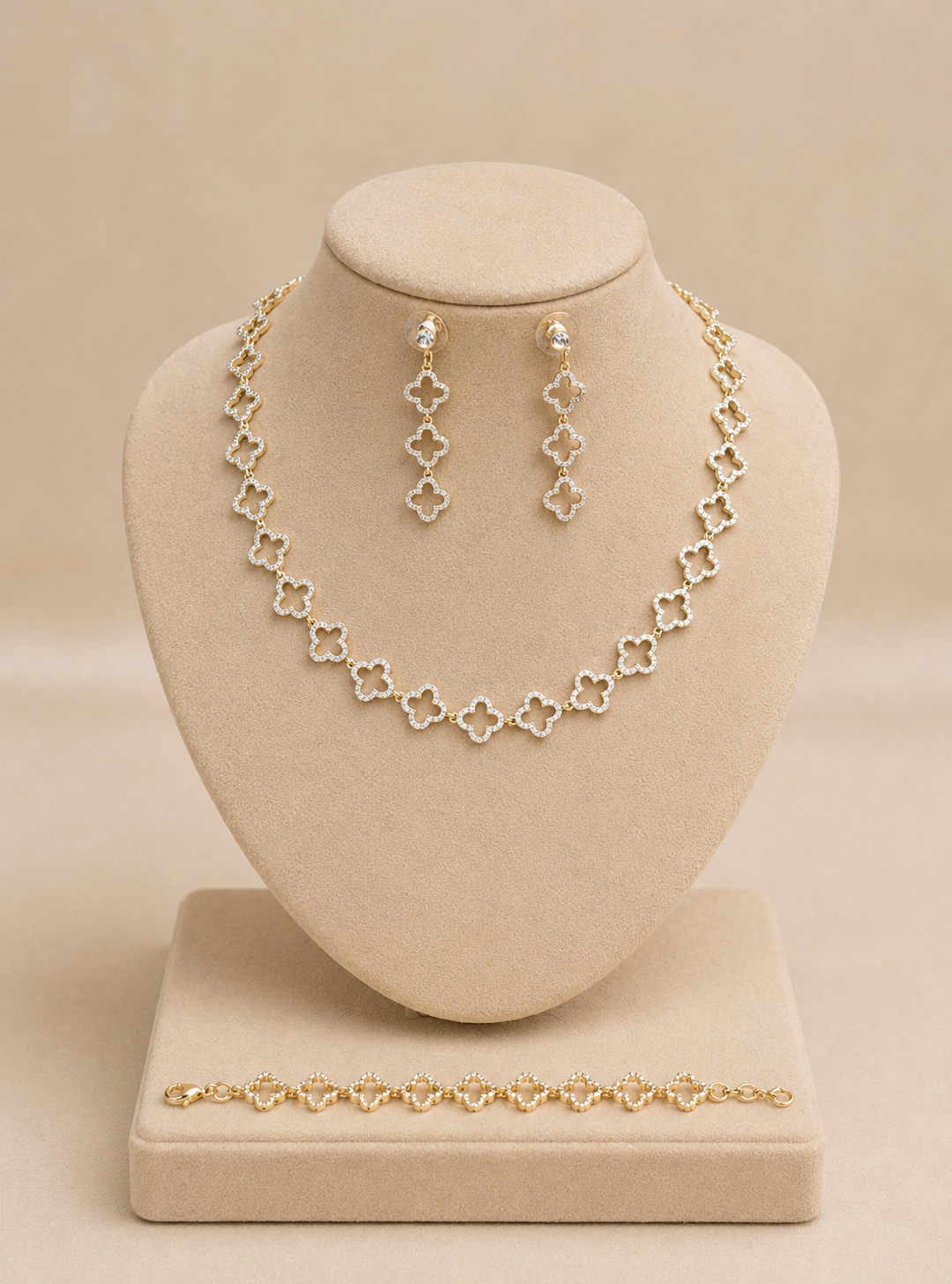 Celeste Clover Luxe Set