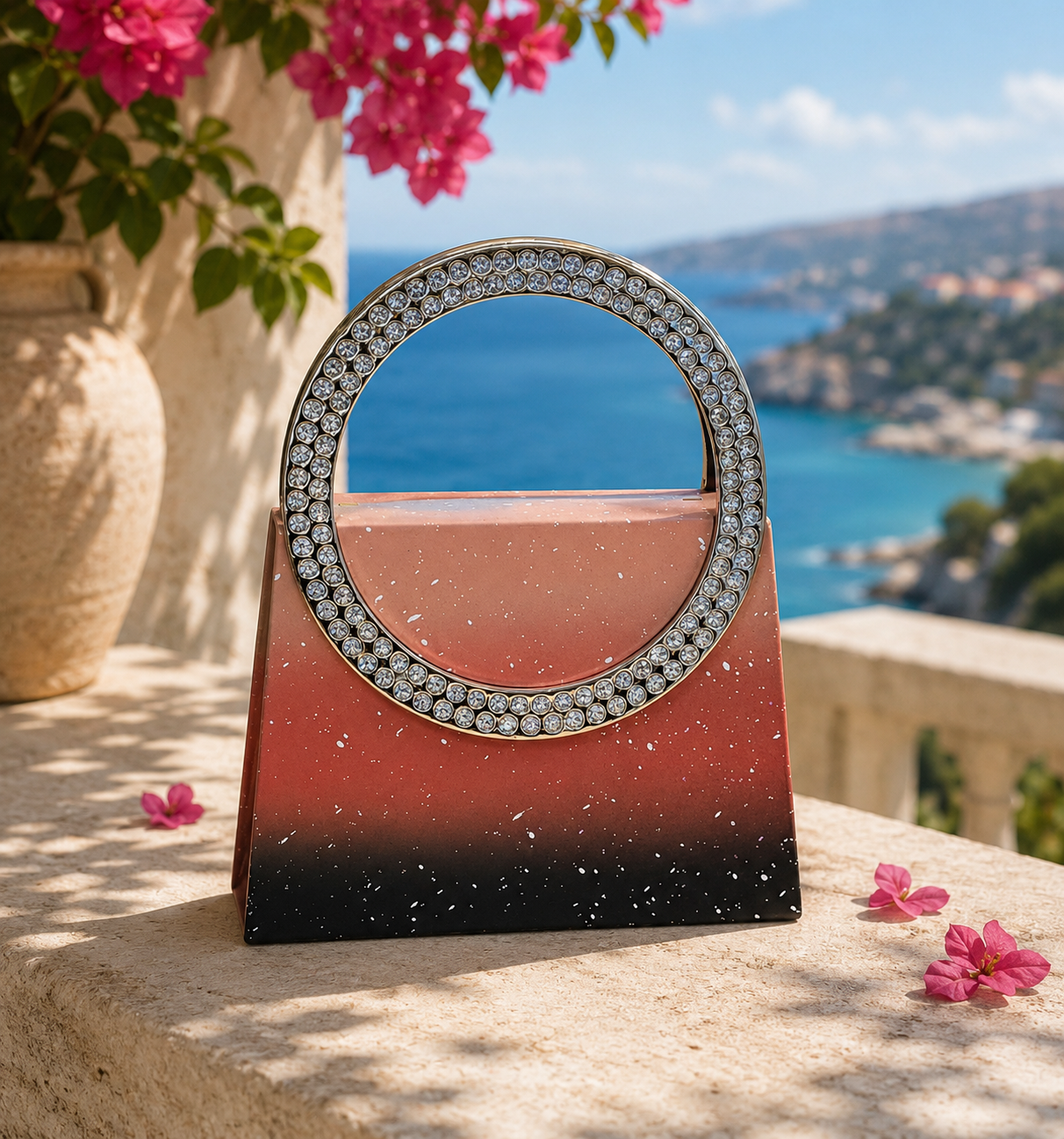 Eclipse Circle Handle Clutch