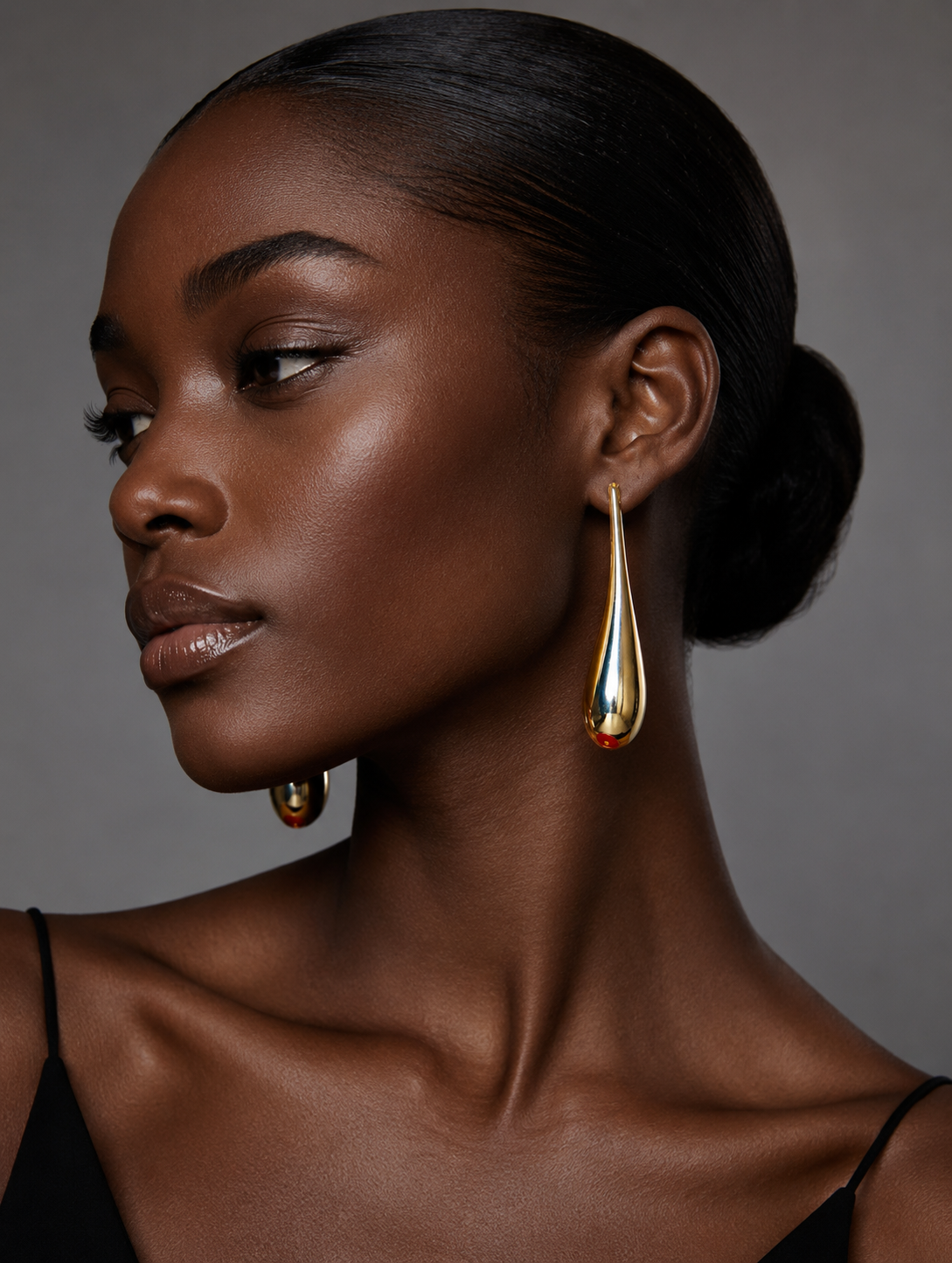 Solenne Sculpted Drop Earring